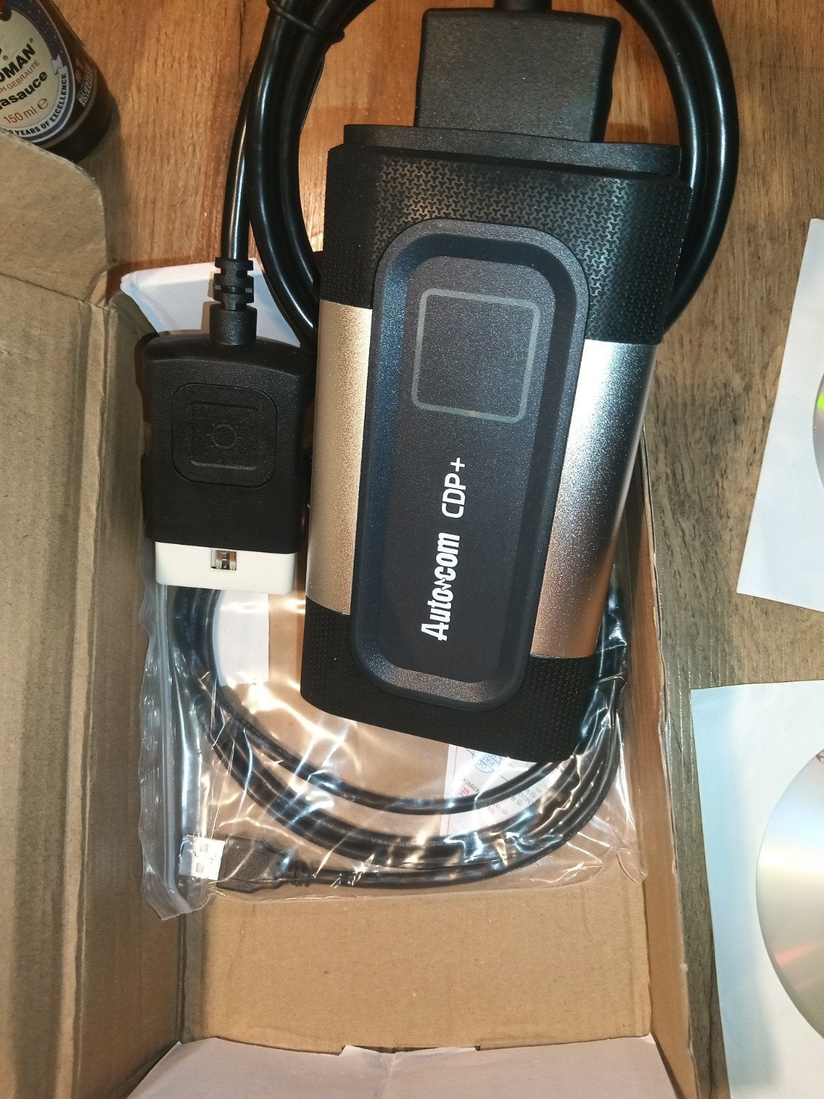 OBD DIAGNOSTIC UITLEES INTERFACE, Auto diversen, Ophalen of Verzenden