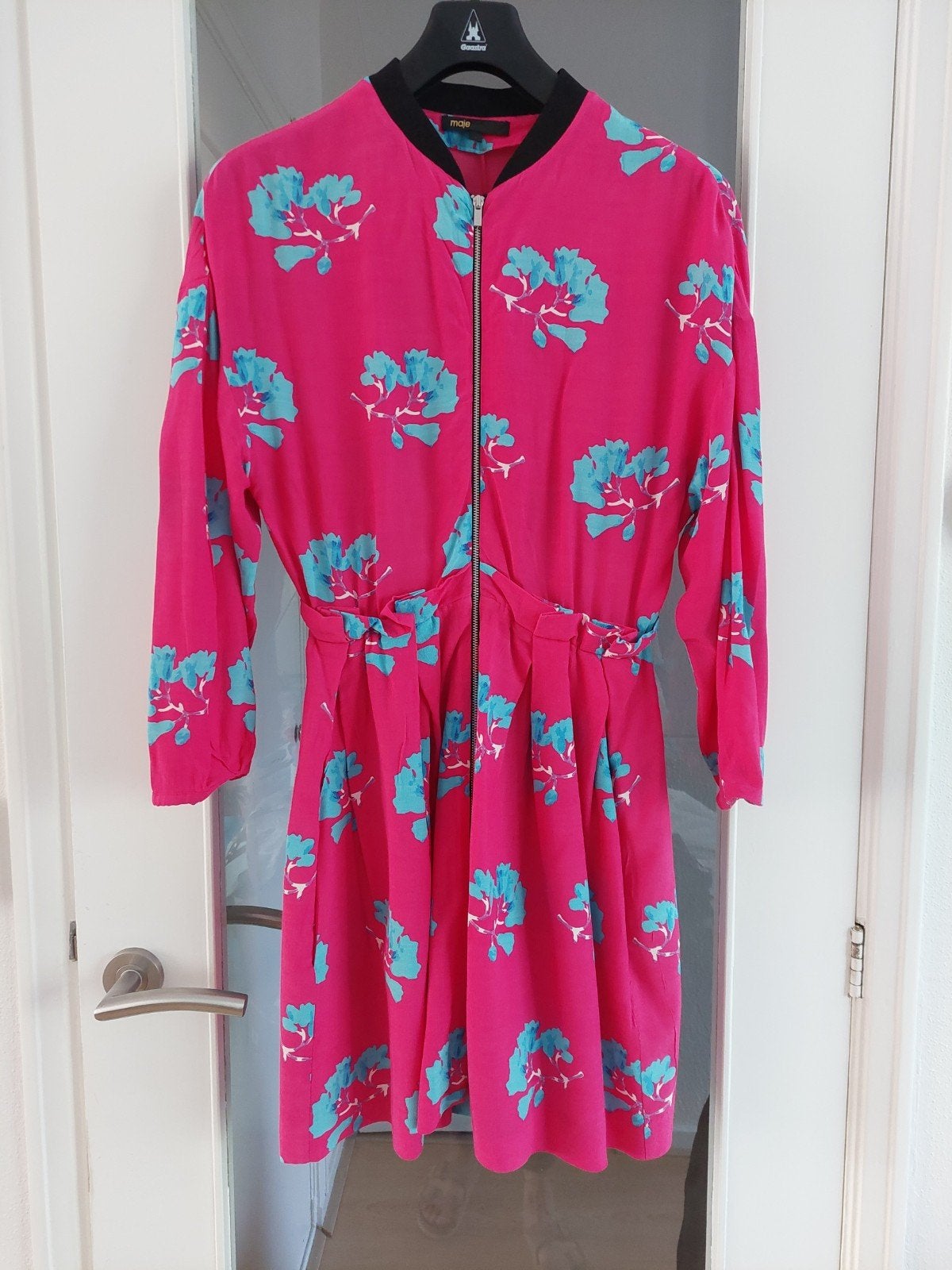 Maje roze jurk met bloemenprint, maat S, Ophalen of Verzenden, Maje, Roze, Maat 36 (S)