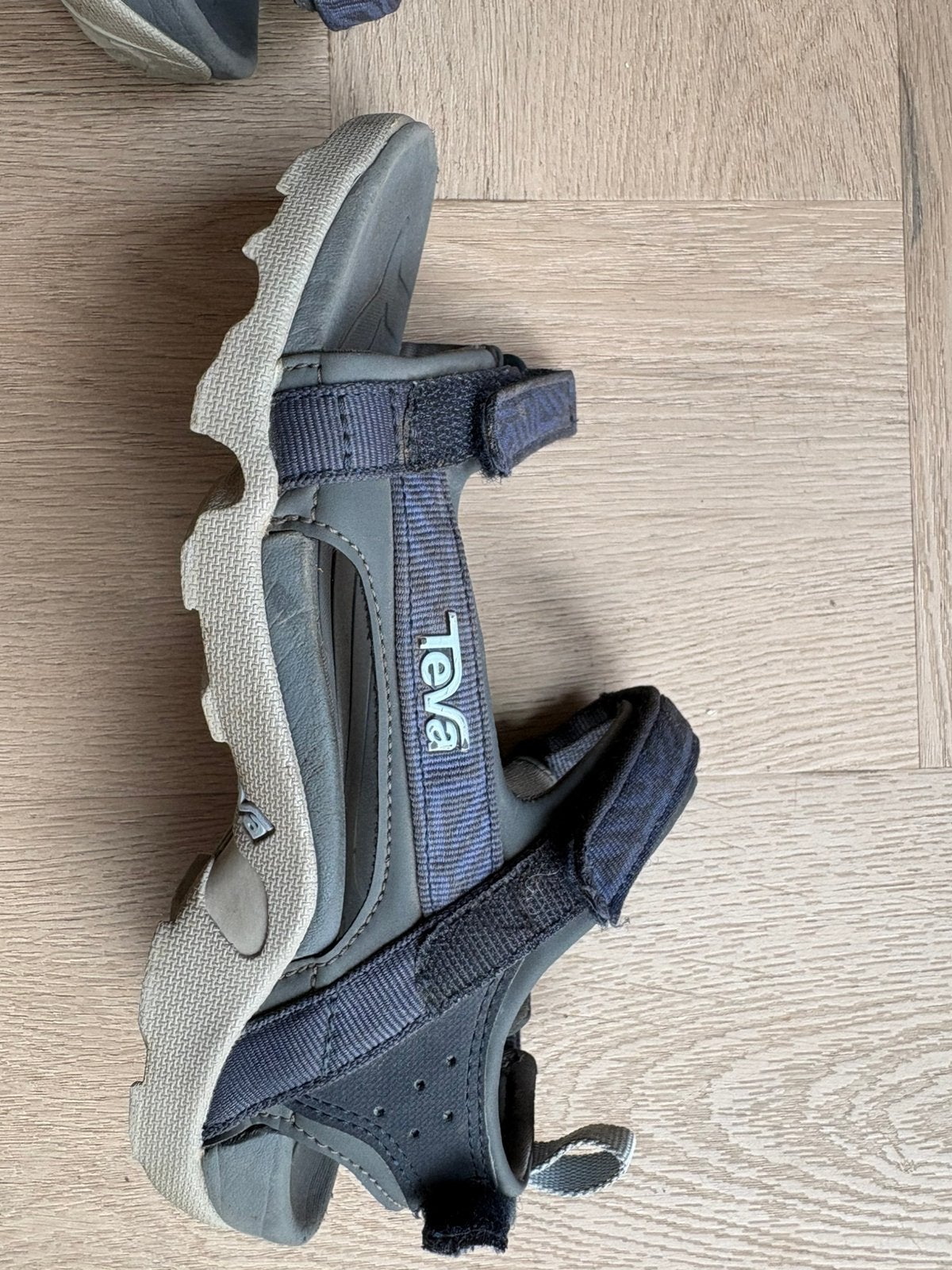 Teva maat 36 blauw, Jongen of Meisje, Overige typen, Ophalen of Verzenden, Zo goed als nieuw