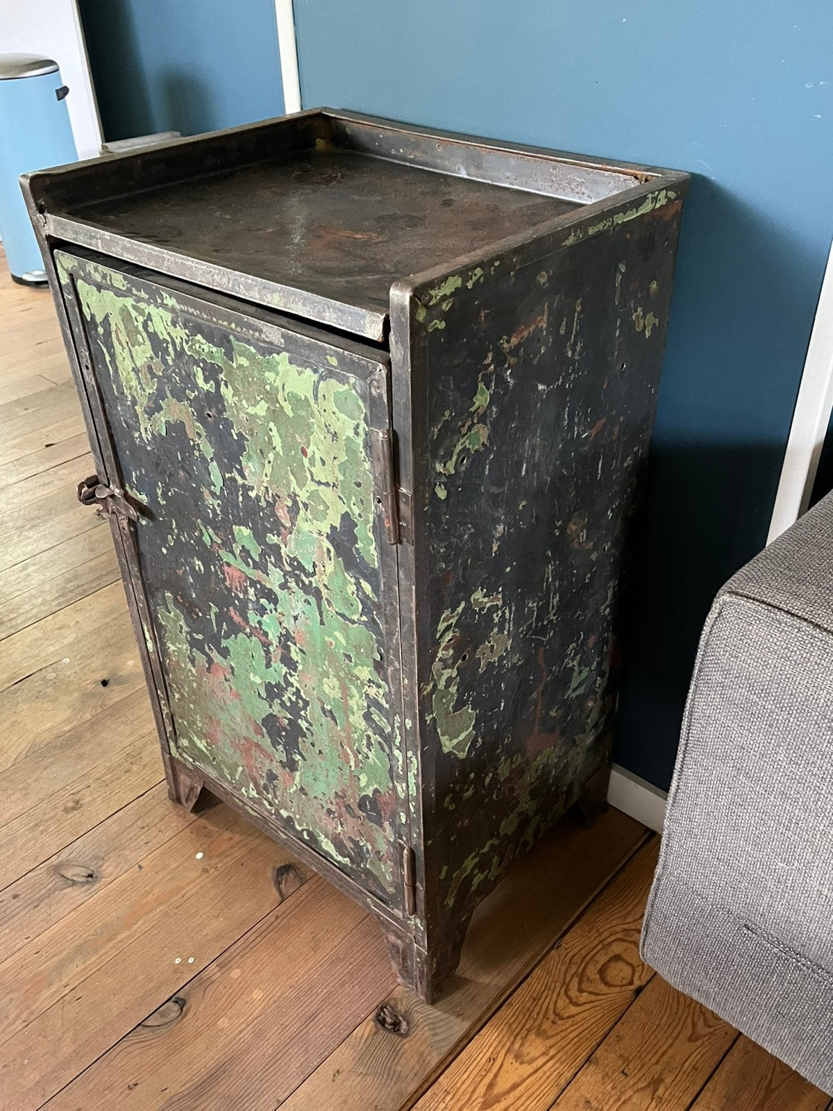 Industriëel vintage metalen kastje, Huis en Inrichting, Ophalen, Gebruikt