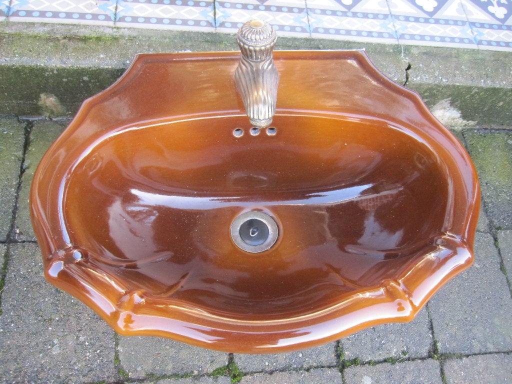 Prachtig roodbruin fonteintje, ZONDER kraan, Ophalen