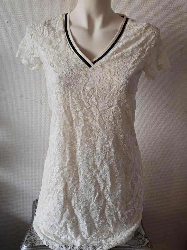 Only dames Wit kanten jurkje met V-hals maat xs, Kleding | Dames, Only, Wit, Ophalen of Verzenden, Knielengte