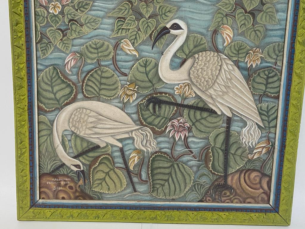 Gesigneerd Balinees schilderij met vogels in groene lijst, Ophalen