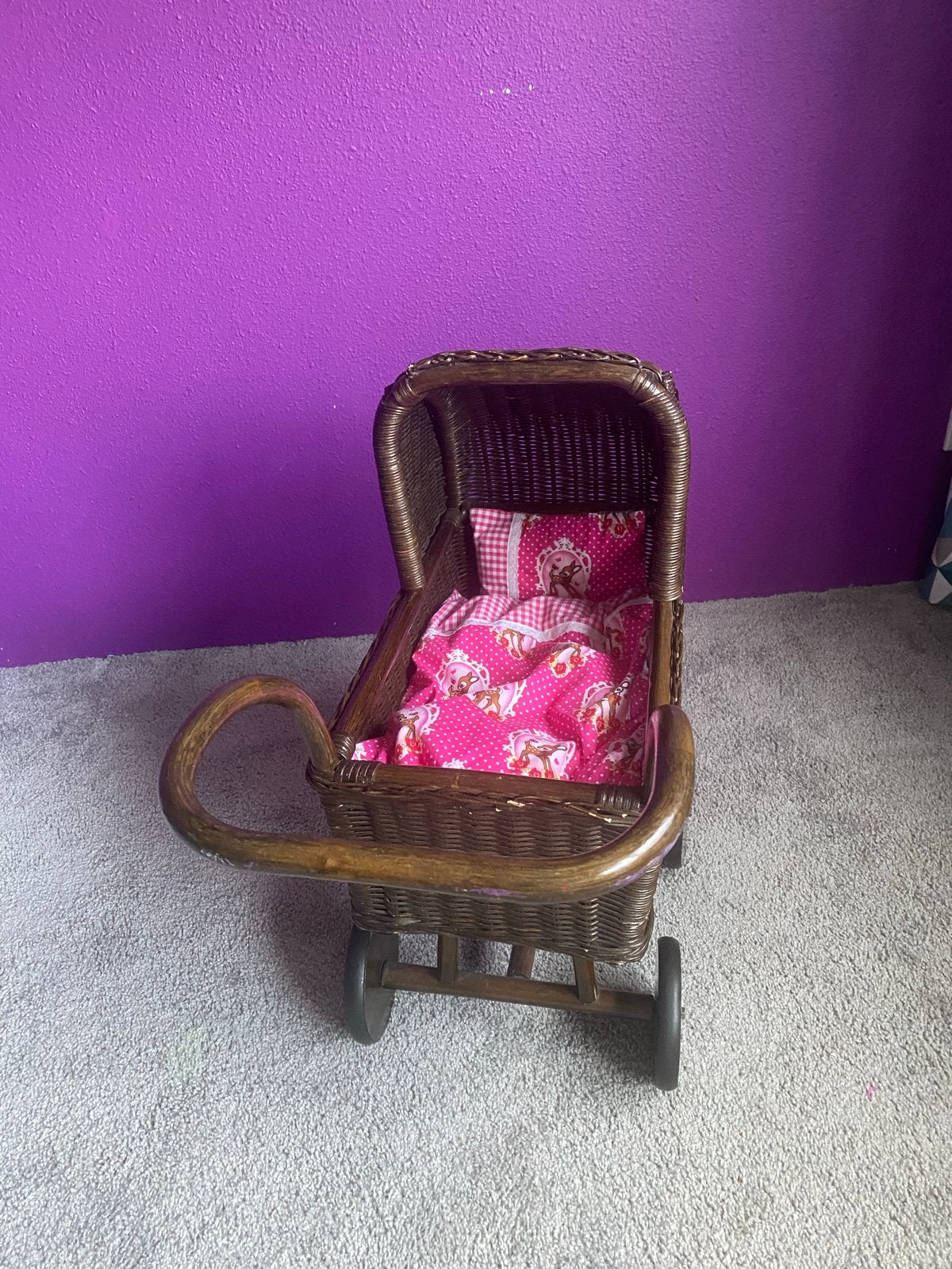 Prachtige retro poppenwagen met dekentje en kussentje, Kinderen en Baby's, Ophalen, Zo goed als nieuw, Babypop