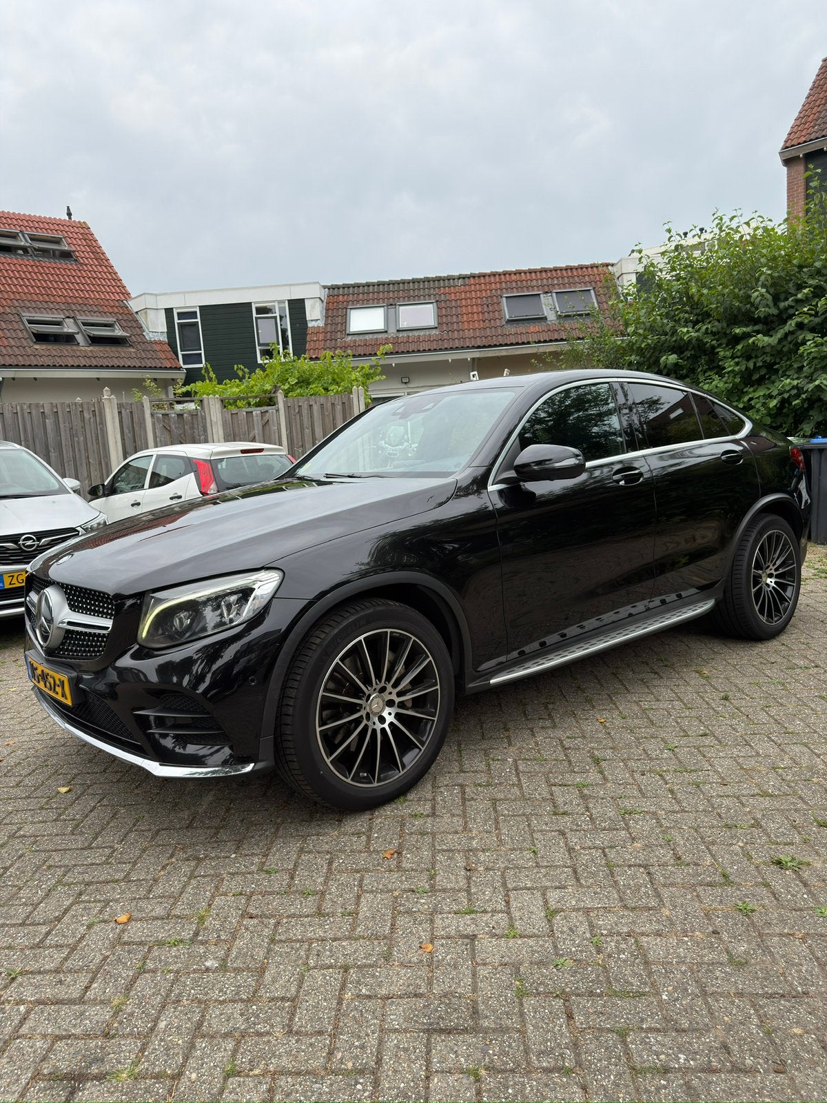 Mercedes-Benz GLC Coupé 250d 204pk 4MATIC 9G-TRONIC 2016, Auto's, Mercedes-Benz, Automaat, 2500 kg, Zwart, Diesel