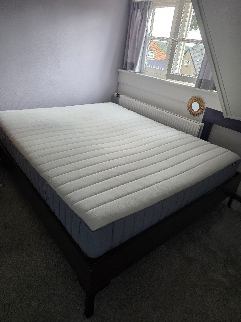 Tweepersoons bed en matras, Huis en Inrichting, Ophalen, Gebruikt, Bruin, Tweepersoons