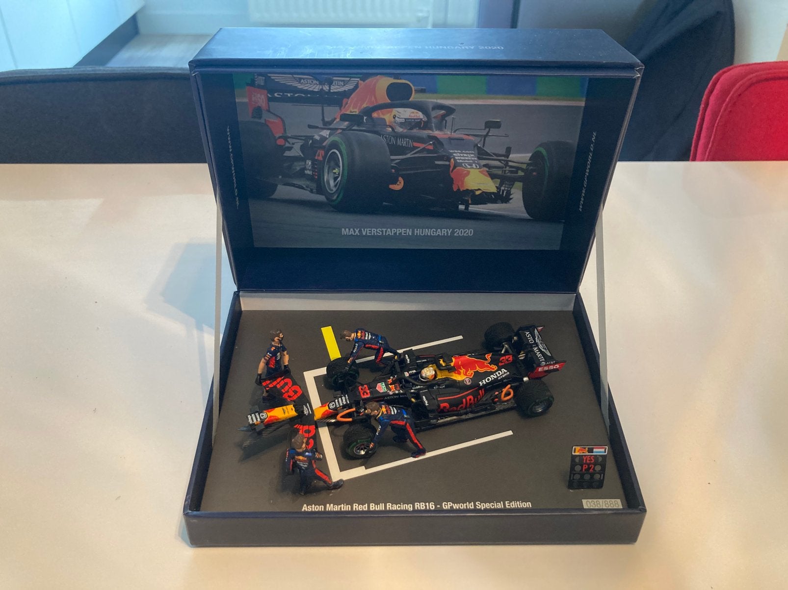 Max verstappen hungary 2020 gpworld special edition, Ophalen of Verzenden, Zo goed als nieuw, Formule 1
