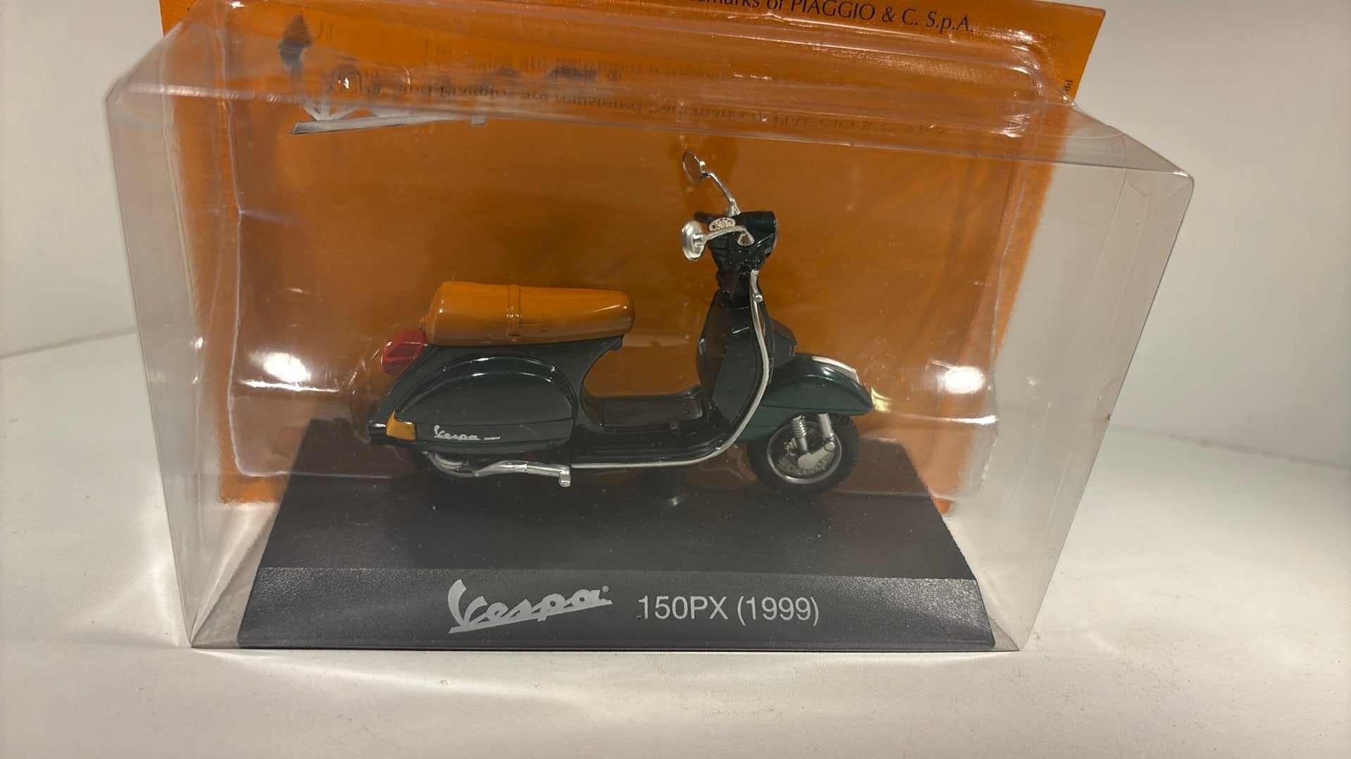 Vespa 150 px 1999 die cast 1.18, Overige merken, Ophalen of Verzenden, A, A