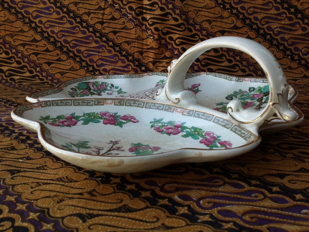 Mooie antieke serveerschaal uit Engeland 30 cm. uit 1900., Antiek en Kunst, Antiek | Porselein, Ophalen of Verzenden