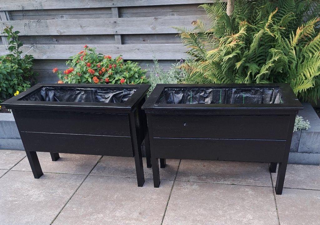Plantenbakken kleur diep zwart., Tuin en Terras, Bloembakken en Plantenbakken, Ophalen, Zo goed als nieuw, 60 tot 100 cm, Rechthoekig