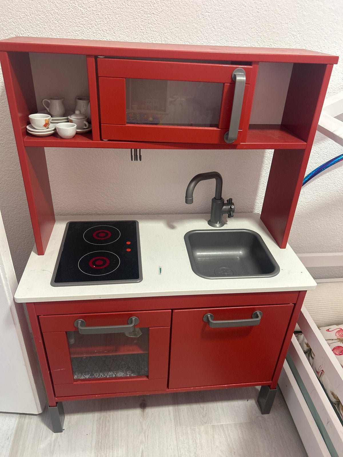 Ikea Duktig speelkeuken rood met accessoires, Ophalen, Gebruikt, Knutselen