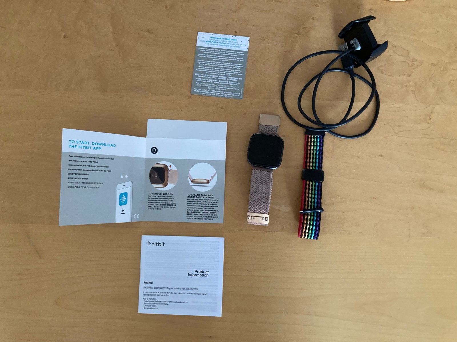 Fitbit versa 2 smartwatch met beschadigde oplaadconnectie, Ophalen of Verzenden, Gebruikt, Zwart, Android
