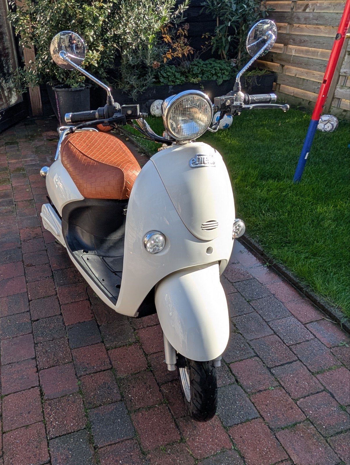 Ebretti 316 elektrische scooter, Fietsen en Brommers, Ophalen, Zo goed als nieuw, Elektrisch, Overige merken