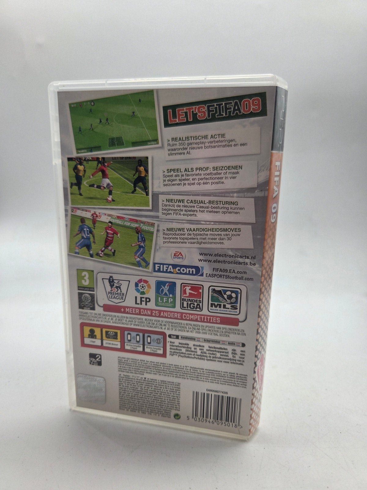 FIFA 09 PSP Essentials - Voetbalgame, Spelcomputers en Games, Gebruikt, Electronic Arts, 1 speler, EA Swiss Sàrl, Place du Molard 8, 1204 Genève, Zwitserland