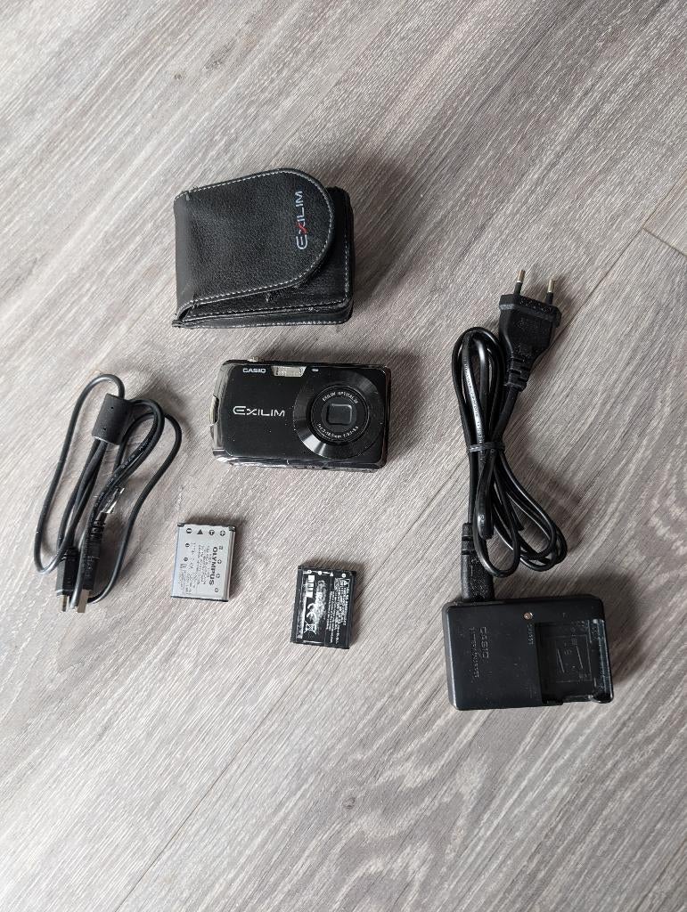 Casio Exilim compact camera, Ophalen, 12 Megapixel, Compact, Zo goed als nieuw