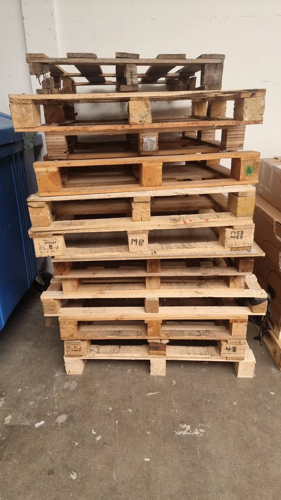 10 pallets gratis ophalen!, Doe-het-zelf en Verbouw, Hout en Planken, Ophalen, Zo goed als nieuw, Pallet, Minder dan 200 cm