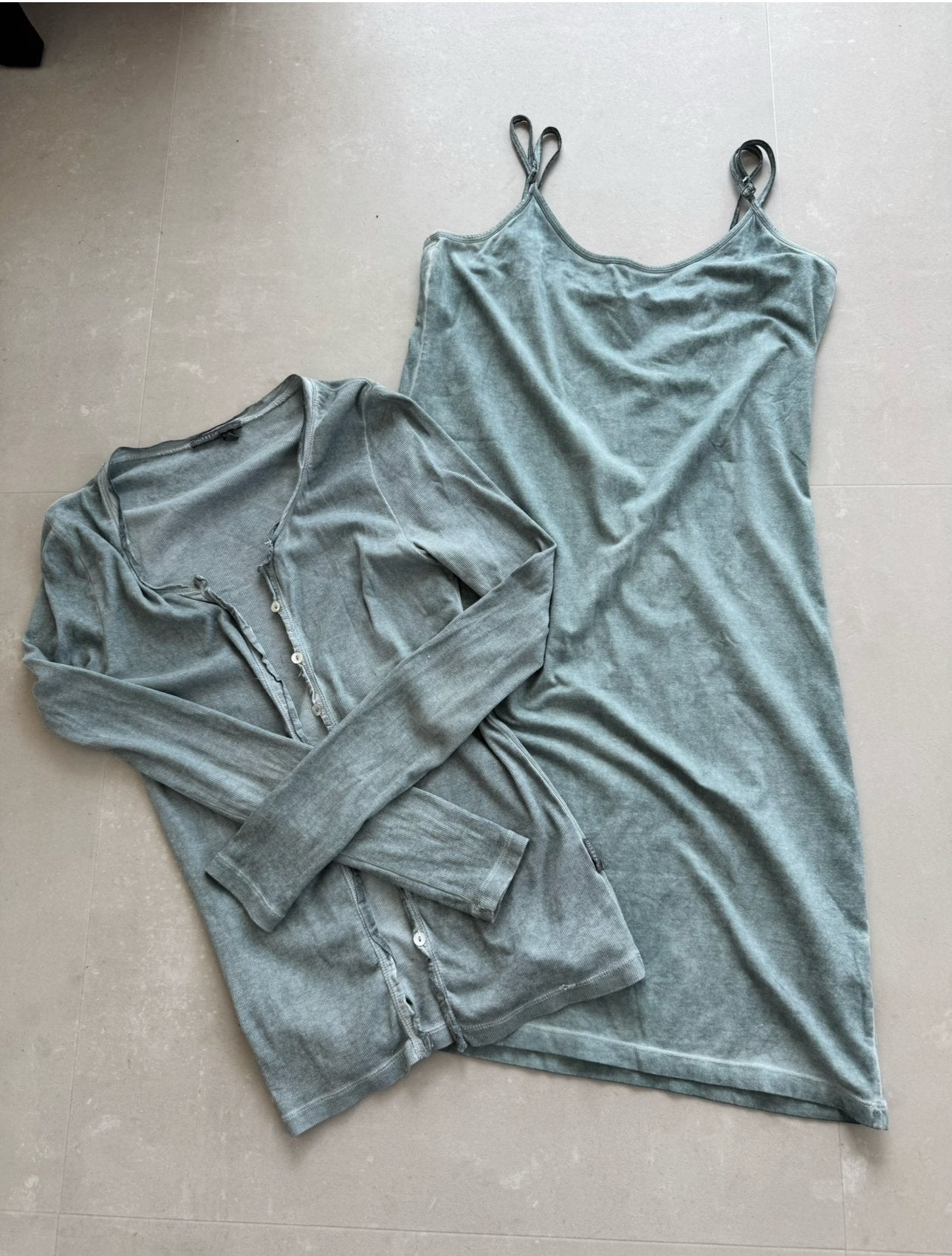 Vestje en jurk set - Lichtgroen/ licht petrol. Maat 38/40, Kleding | Dames, Blouses en Tunieken, Ophalen of Verzenden, Zo goed als nieuw