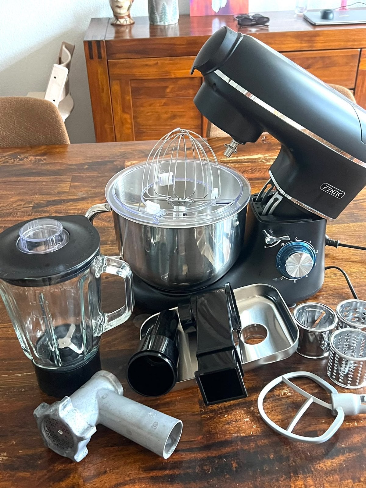 Fentic Keukenmachine - 2000W met Blender en Vleesmolen, 4 liter of meer, Ophalen of Verzenden, Zo goed als nieuw, 3 snelheden of meer