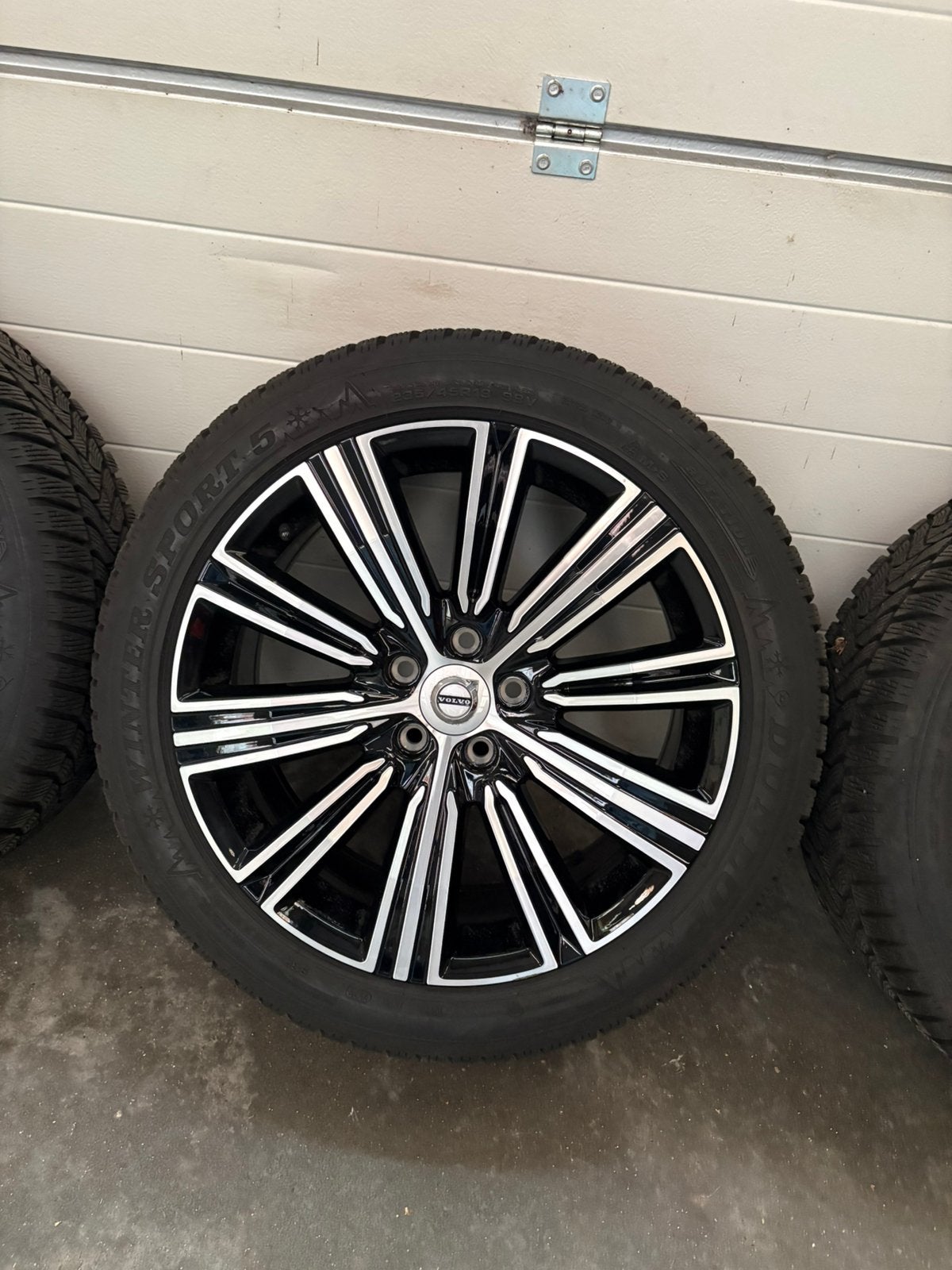 Volvo V60 S60 velgen winterbanden 6,5 + mm Inscription, 18 inch, Gebruikt, Banden en Velgen, Zweden