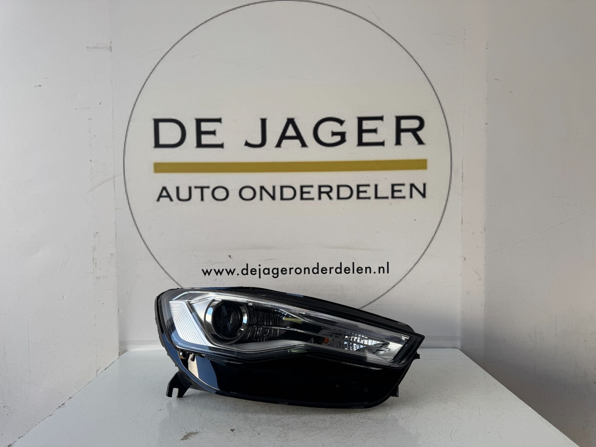 AUDI A6 C7 4G XENON LED KOPLAMP RECHTS 4G0941044K, Gebruikt, AUDI AG, Auto-Union-Strasse 1
85045  Ingolstadt, DE, Kundenbetreuung@audi.de