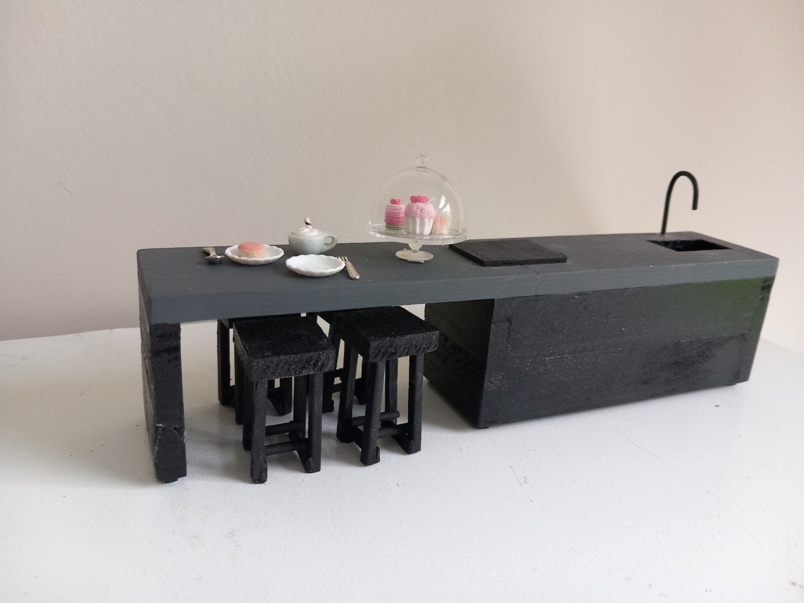 Poppenhuis keuken met zithoek, Ophalen of Verzenden, Nieuw, Decoratie