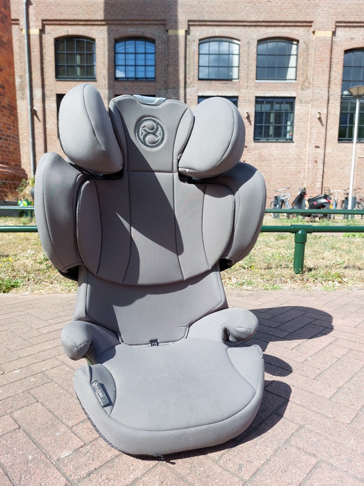 Cybex Platinum zitverhoger met rugleuning, met Isofix, 15 t/m 36 kg, Zo goed als nieuw, Isofix, Ophalen