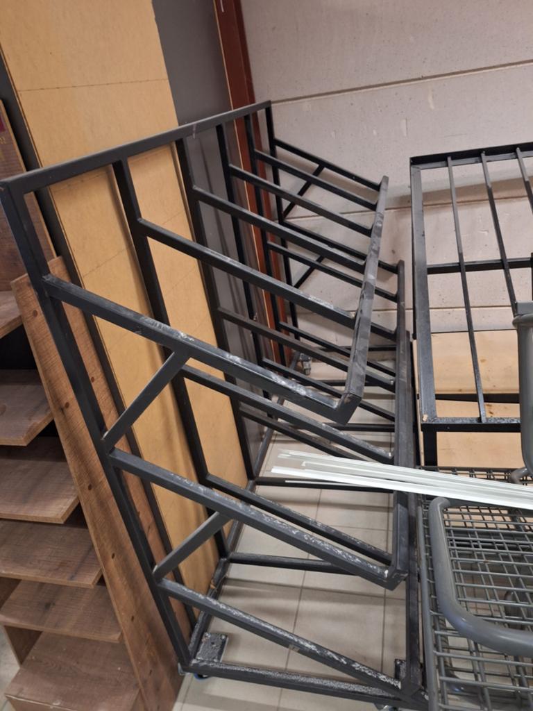 groentestelling op wielen, Ophalen, Overige typen, Minder dan 2 meter