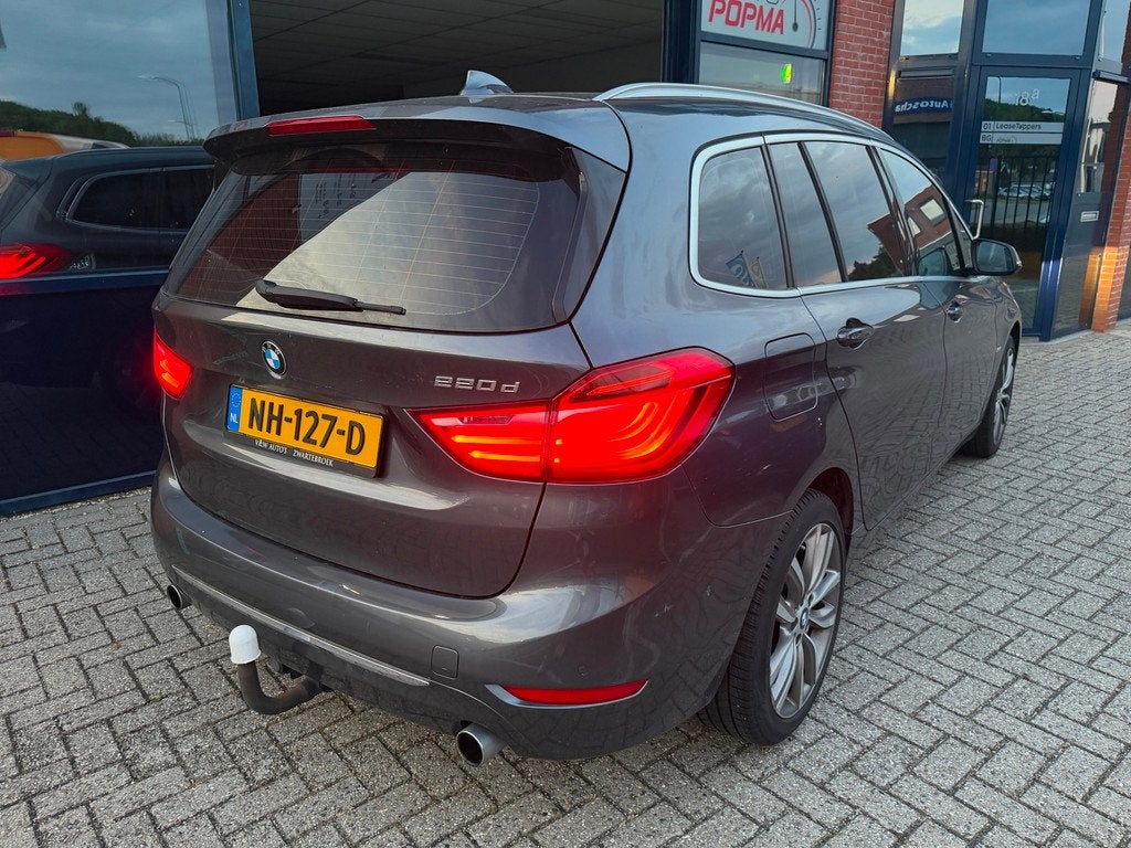 BMW 2-serie Gran Tourer 220d 190pk Automaat Centennial High, Auto's, BMW, 2-Serie Gran Tourer, 7 stoelen, Bedrijf, 168 €/maand