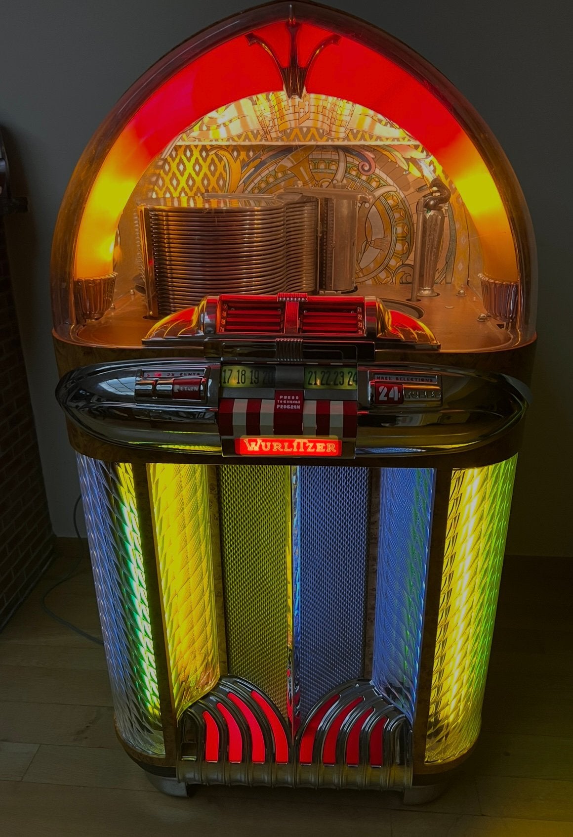 Prachtige Jukebox Wurlitzer 1100 uit 1949 (m2458955743) — Automaten ...