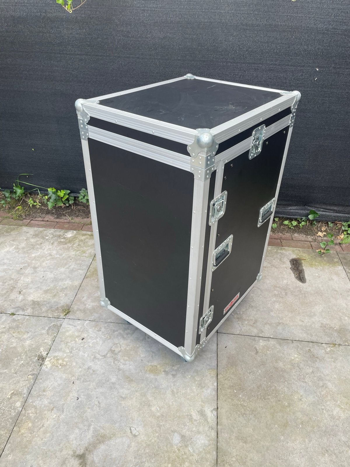 Prodjuser 12-16 HE flightcase op wielen, Ophalen, Gebruikt