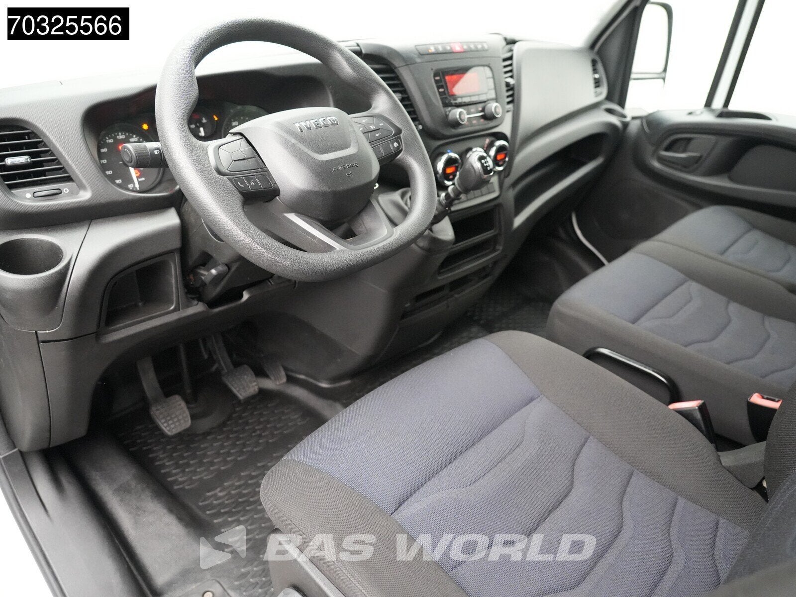 Iveco Daily 35C16 Laadklep Dubbellucht Bakwagen Airco Cruise, Stof, Gebruikt, Euro 6, Iveco