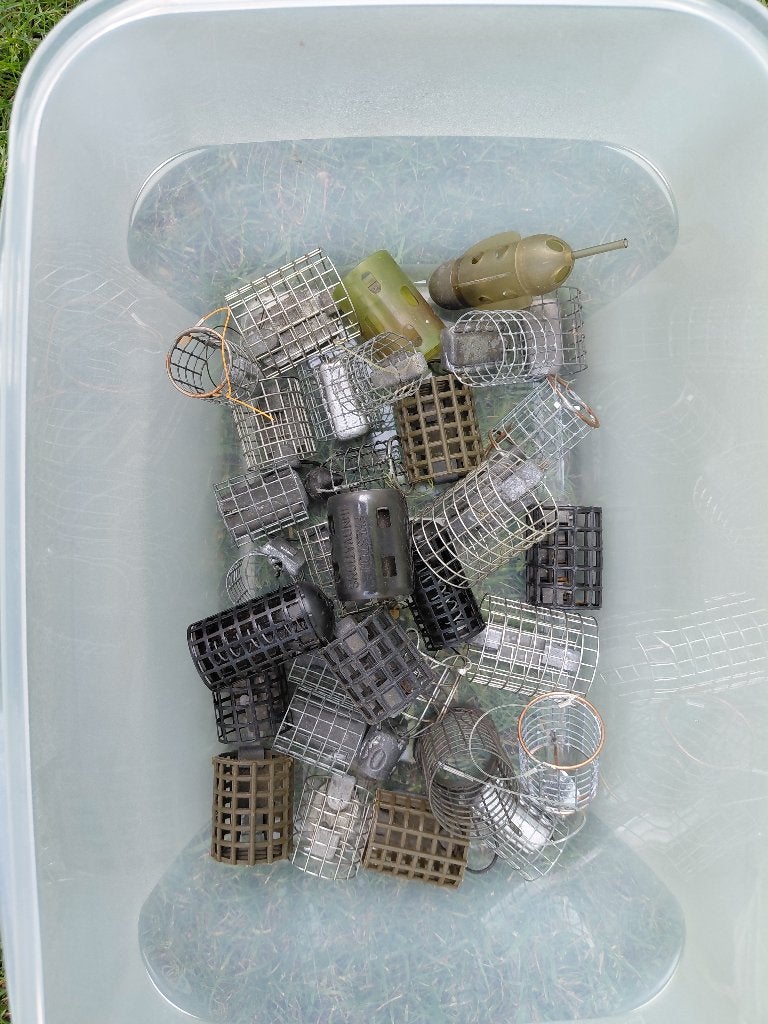 Te koop 31 voerkorven., Ophalen, Zo goed als nieuw, Overige typen