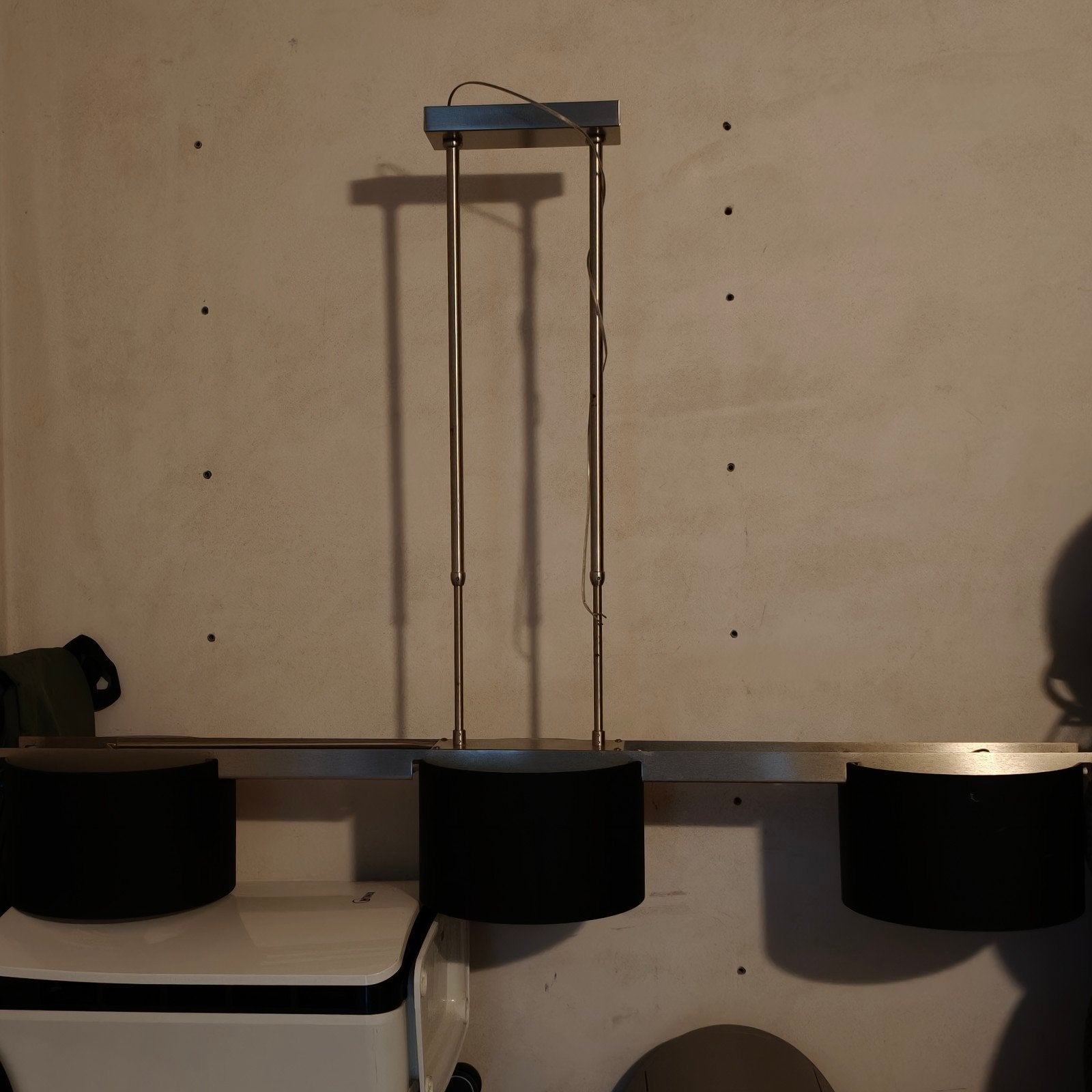 Moderne hanglamp met 3 zwarte kappen, Gebruikt, Glas, Modern, E27 (groot)