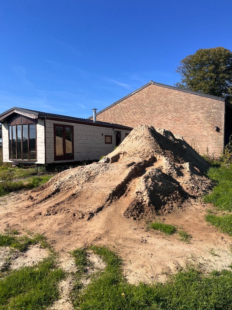 Woudzand, ongeveer 40 kuub, Ophalen, Nieuw, Ophoogzand