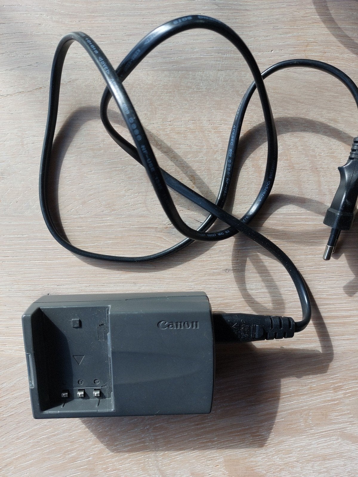 Lader voor Canon batterij, type CB-2lte, Audio, Tv en Foto, Fotografie | Accu's en Batterijen, Canon, Canon, Ophalen of Verzenden