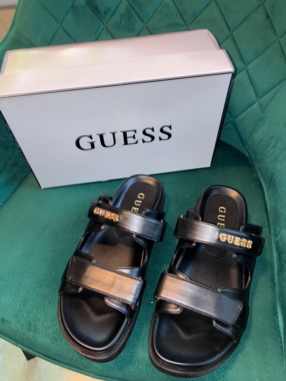 Guess sandalen zwart maat 40, Kleding | Dames, Schoenen, Ophalen of Verzenden, Nieuw, Zwart, Sandalen of Muiltjes