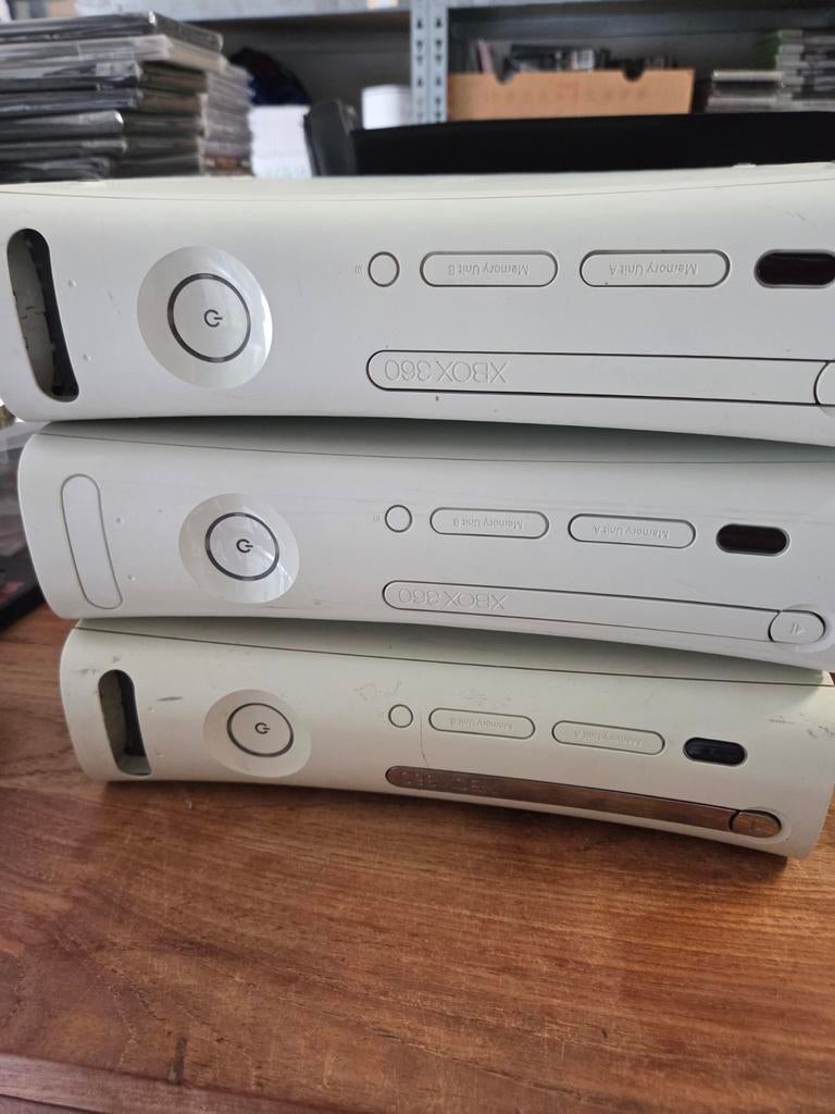 3 Xbox 360 consoles met 10 controllers en alle toebehoren, Spelcomputers en Games, Spelcomputers | Xbox 360, Ophalen of Verzenden