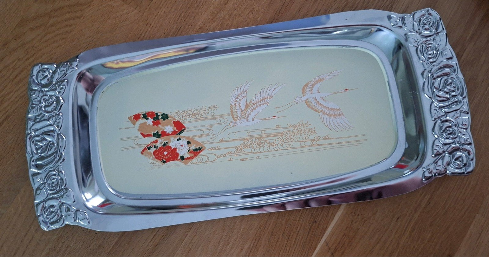 Decoratieve metalen dienblad met Japanse kraanvogels, Ophalen of Verzenden