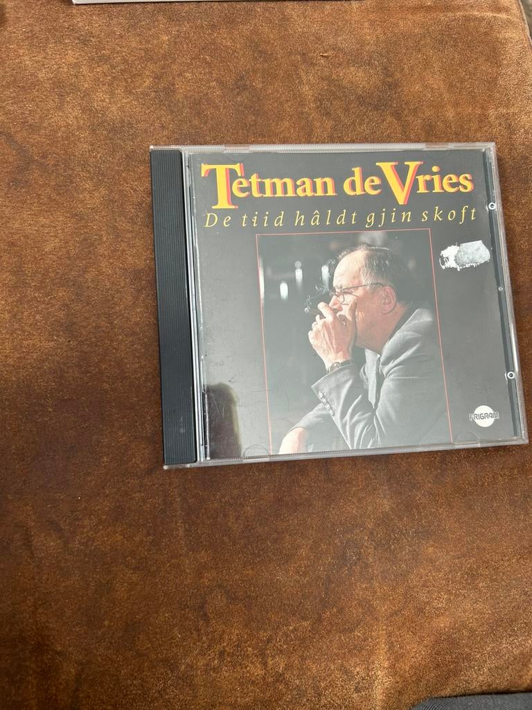 Tetman de Vries - de tiid halt gjin skoft, Ophalen of Verzenden, Zo goed als nieuw, Levenslied of Smartlap