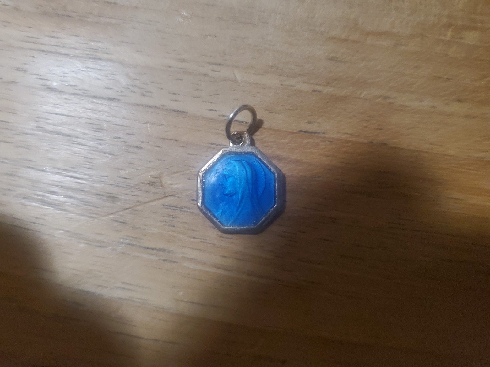Maria Vintage blauwe geëmailleerde  hanger (a), Overige materialen, Gebruikt, Overige voorstellingen, Blauw