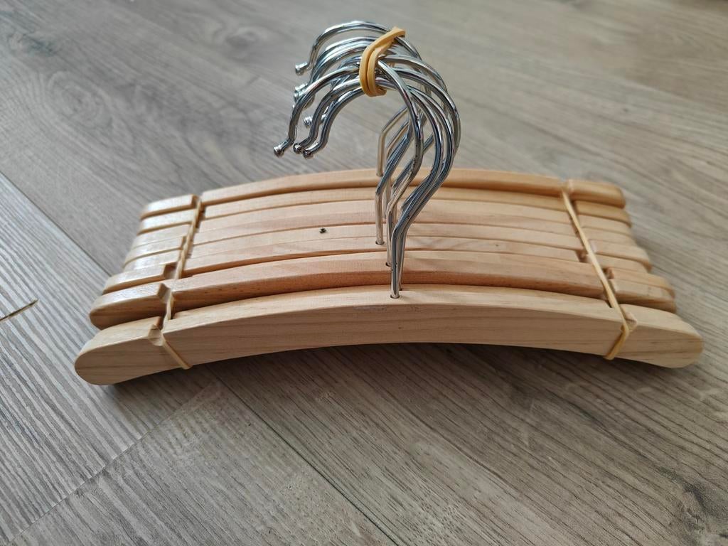 10 kledinghangers baby/kind, Kinderen en Baby's, Ophalen of Verzenden, Zo goed als nieuw, Overige typen