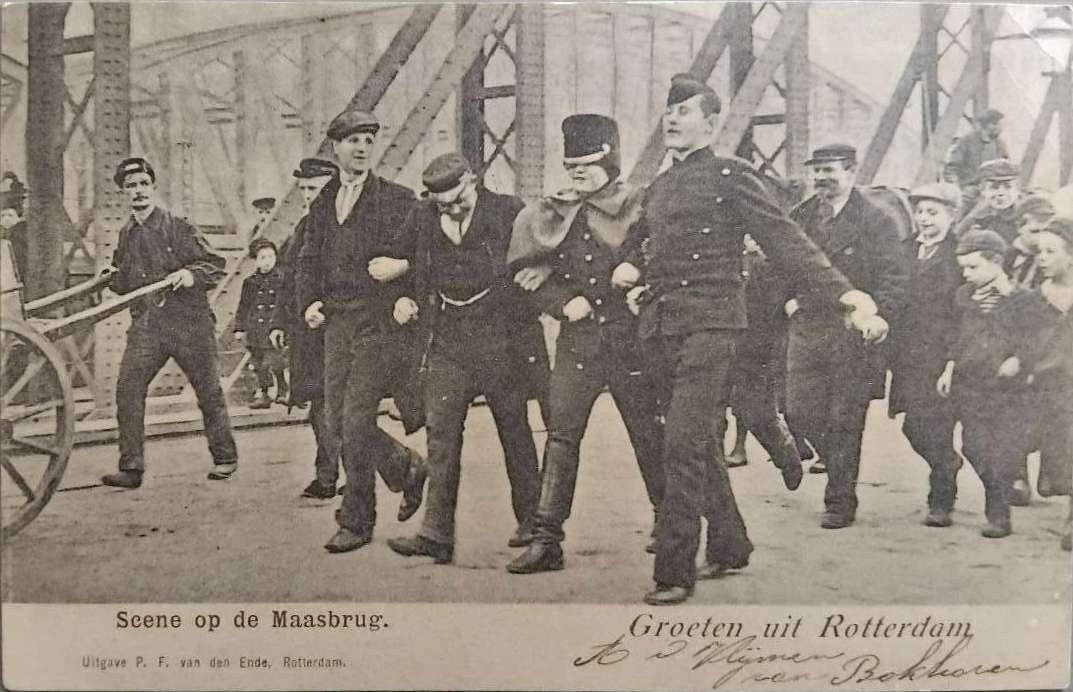 Rotterdam - Scene op de Maasbrug (1902), Verzamelen, Ophalen of Verzenden, Voor 1920, Gelopen, Zuid-Holland