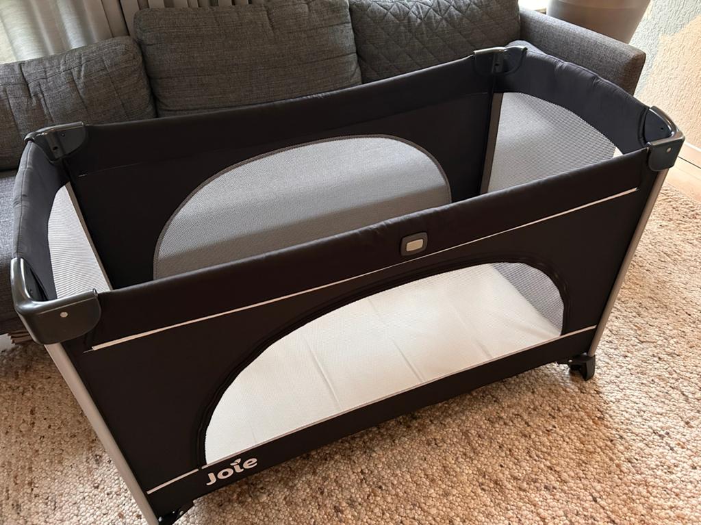 Joie Baby Allure campingbedje, Ophalen, Zo goed als nieuw, Reisbedje