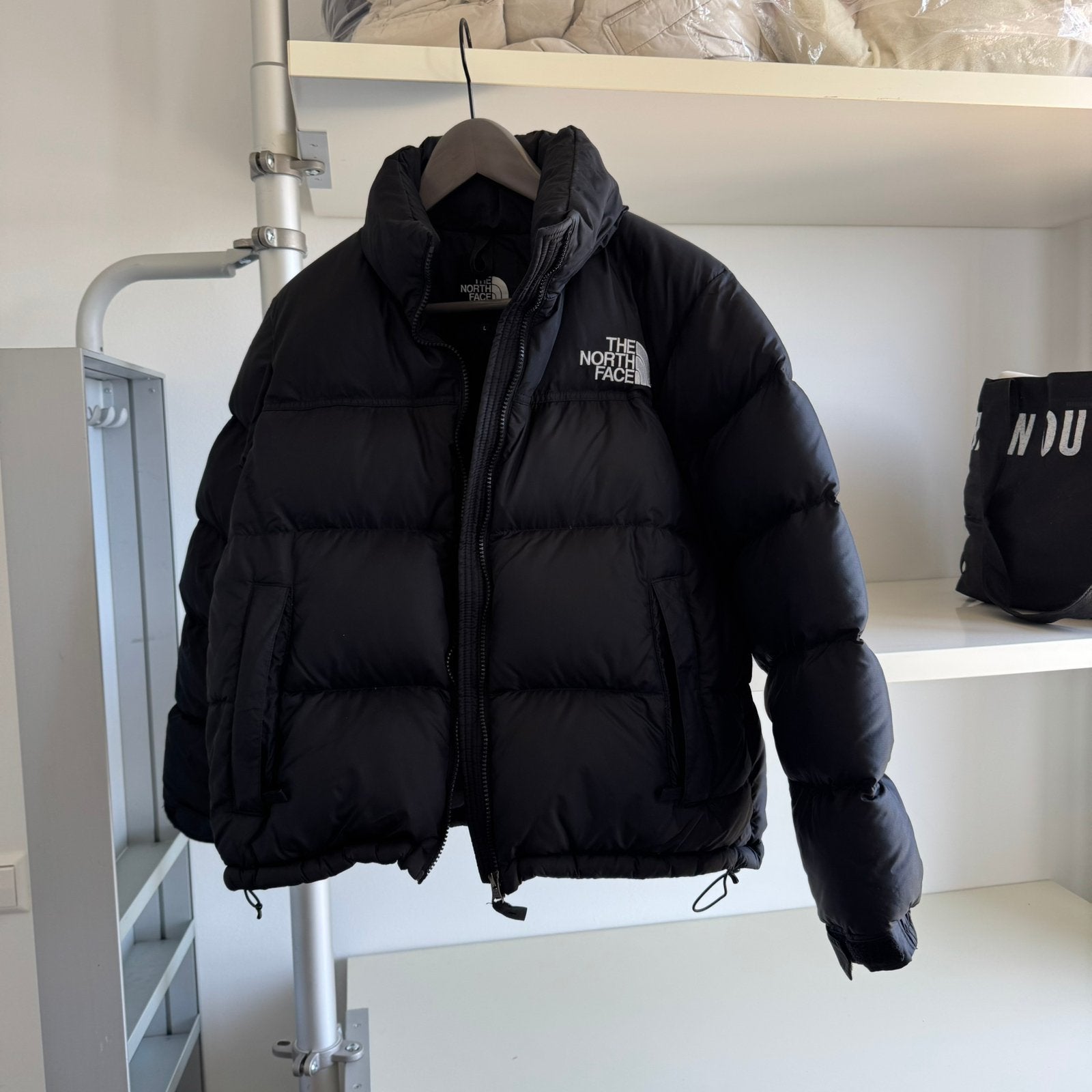 Japanse The North Face Nuptse Puffer Jas, Ophalen of Verzenden, Zo goed als nieuw, Maat 38/40 (M), Zwart