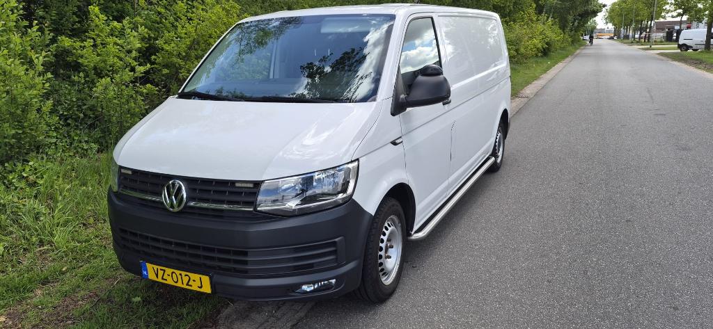 Volkswagen Transporter GB 2.0 TDI 102pk L2h1 340/2800 2016, Auto's, Voorwielaandrijving, Euro 5, Stof, Zwart