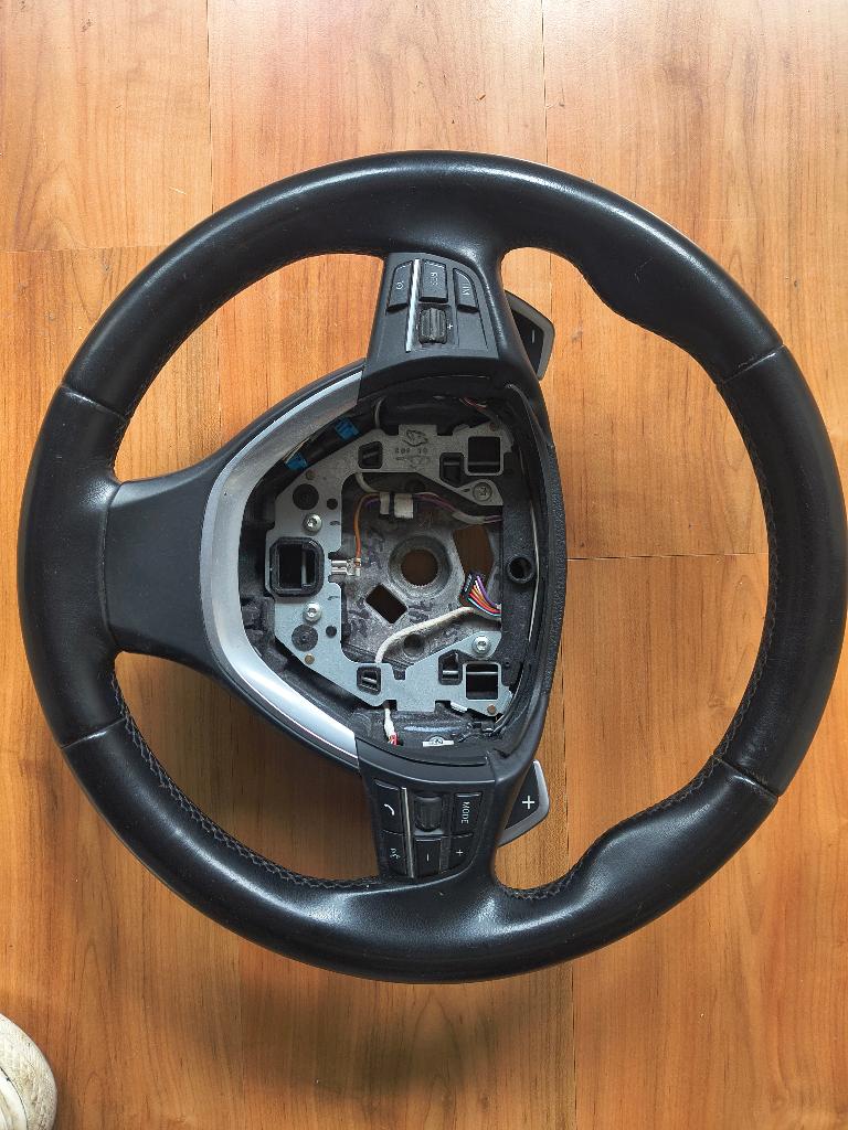 BMW 7 serie F01/F10 Stuur met flippers+Stuurklok, Auto-onderdelen, Besturing, Ophalen of Verzenden, Gebruikt, BMW