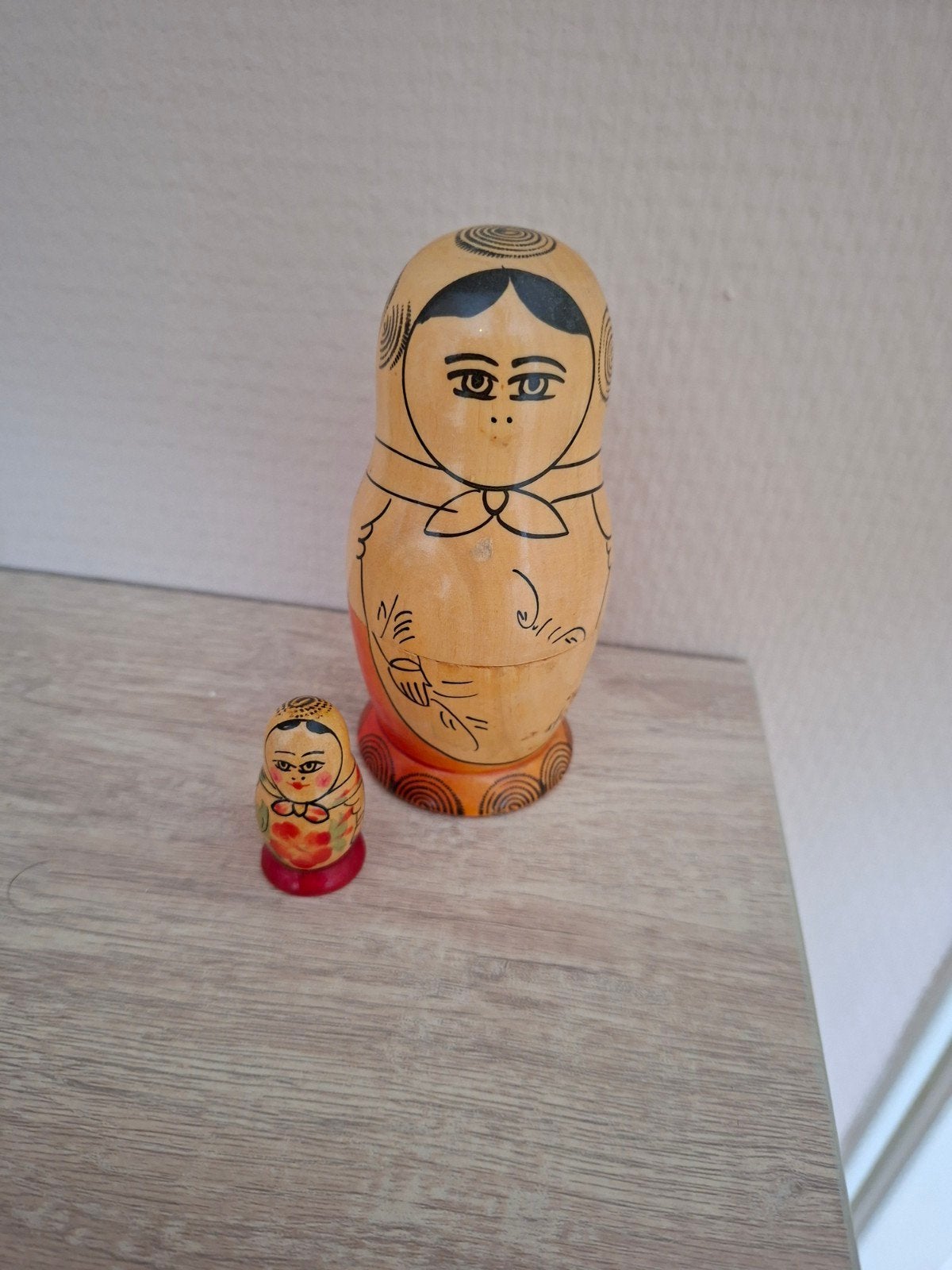 Houten Matroesjka Poppen Set - Handgeschilderd, Verzamelen, Ophalen