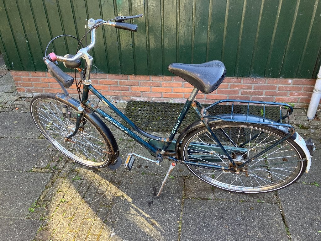 gazelle dames fiets moet nagekeken worden, Fietsen en Brommers, Ophalen, Gebruikt, Versnellingen, Gazelle