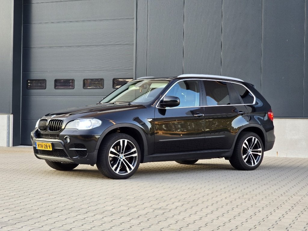 BMW X5 3.0d xDrive Grijs Kenteken 2012 Bedrijfsauto 3.500 kg, Auto's, 2139 kg, 2993 cc, Zwart, Diesel