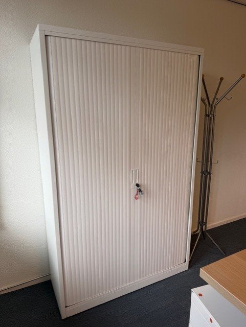 Metalen roldeurkast wit 120x45x196 cm met sleutel – 12 stuks